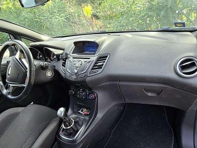 Grigio Usata 2017 Ford Fiesta ST-Line Berlina | 10.000 € (Buon prezzo)
