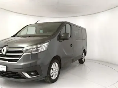 Usata Renault Trafic Intens 150 CV (110 kW) 2022 Grigio Monovolume