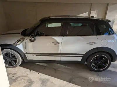 Usata Mini Cooper SD Countryman 143 CV (105 kW) 2012 Bianco SUV
