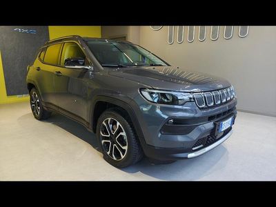 Käytetty Jeep Compass Limited 130 HP (95 kW) 2021 Harmaa Katumaasturi