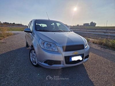 Usata Chevrolet Aveo LS 84 CV (61 kW) 2010 Argento Berlina