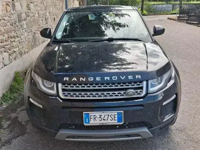 Usata Land Rover Range Rover evoque 150 CV (110 kW) 2018 Nero SUV