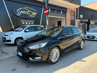 Usata Ford Focus Titanium 120 CV (88 kW) 2016 Nero Station wagon