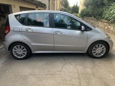 Usata Mercedes A200 Elegance 140 CV (102 kW) 2011 Utilitaria