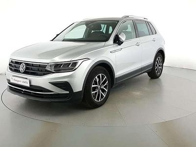 Usata VW Tiguan Life 131 CV (96 kW) 2021 Grigio SUV