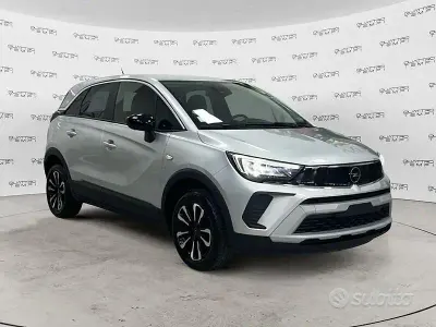 Usata Opel Crossland Elegance 110 CV (80 kW) 2023 Grigio SUV