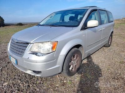 Usata Chrysler Voyager 2011 Grigio Monovolume