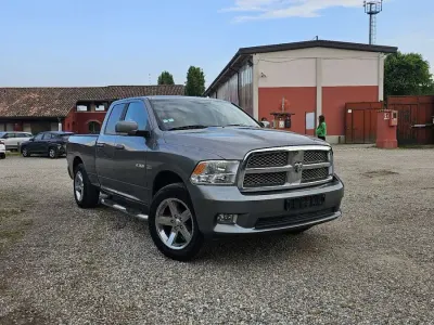 Usata Dodge Ram 396 CV (291 kW) 2009 Grigio Pick-up