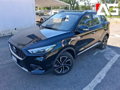 Usata MG ZS Luxury 106 CV (77 kW) 2024 Nero SUV