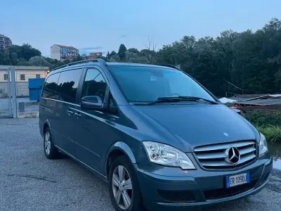 Usata Mercedes Viano 163 CV (119 kW) 2013 Blu/azzurro Monovolume