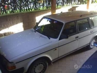 Usata Volvo Polar 116 CV (85 kW) 1990 Bianco Station wagon