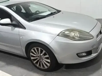Usata Fiat Bravo 120 CV (88 kW) 2012 Utilitaria