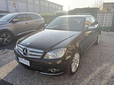 Usata Mercedes C220 Avantgarde 170 CV (125 kW) 2008 Nero Berlina