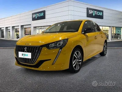 Usata Peugeot 208 Active 75 CV (55 kW) 2023 Giallo Utilitaria