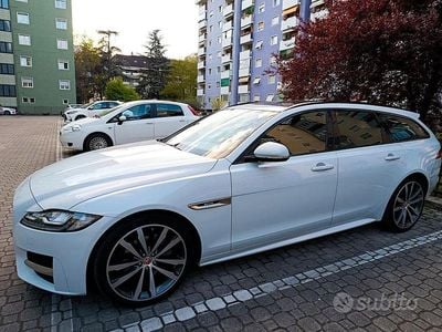 Usata Jaguar XF R-Sport 180 CV (132 kW) 2019 Bianco Station wagon