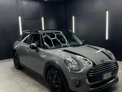 Usata Mini Cooper D 116 CV (85 kW) 2015 Utilitaria