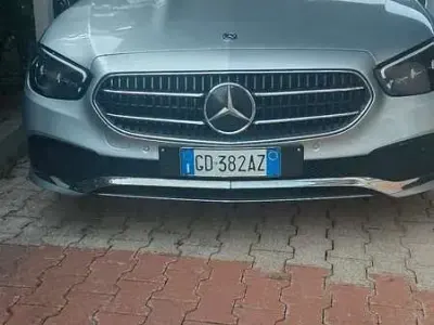 Usata Mercedes E220 Business 194 CV (142 kW) 2020 Station wagon