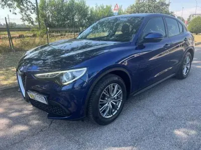 Usata Alfa Romeo Stelvio Business 160 CV (117 kW) 2019 Blu SUV