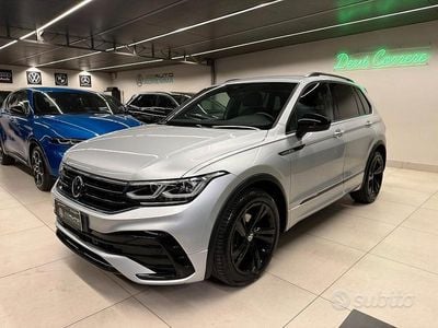 Usata VW Tiguan R-line 150 CV (110 kW) 2023 Grigio SUV