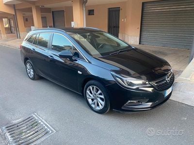 Usata Opel Astra Sport 136 CV (100 kW) 2018 Nero Station wagon
