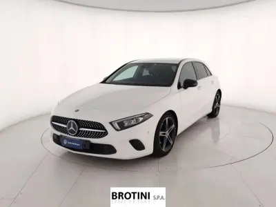 Begagnad Mercedes A160 95 HK (69 kW) 2020 Vit Sedan