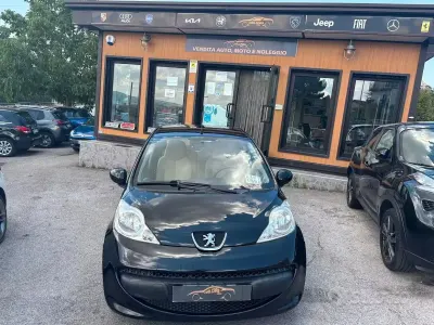 Usata Peugeot 107 68 CV (50 kW) 2008 Other Utilitaria