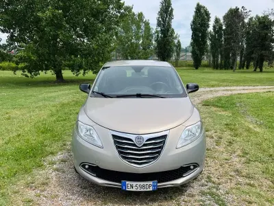 Usata Lancia Ypsilon S 69 CV (50 kW) 2012 Bronzo Utilitaria