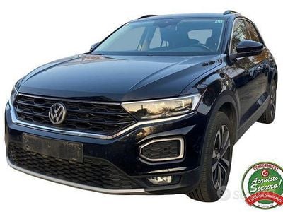 Usata VW T-Roc Style 116 CV (85 kW) 2019 Nero SUV