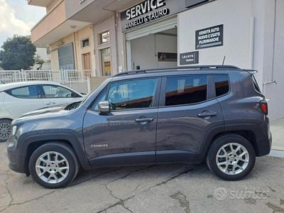 Usata Jeep Renegade Limited 130 CV (95 kW) 2021 Grigio SUV