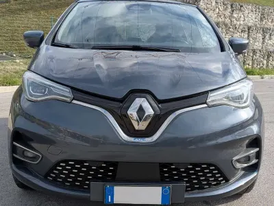 Käytetty Renault Zoe Intens 100 kW (136 HP) 2020 Harmaa Viistoperä