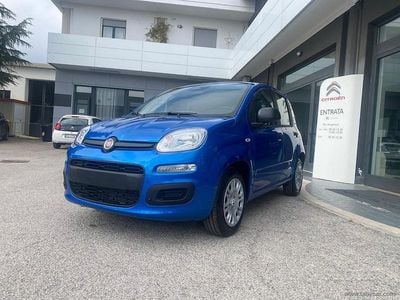 Nuova Fiat Panda Icon 2025 Blu Utilitaria