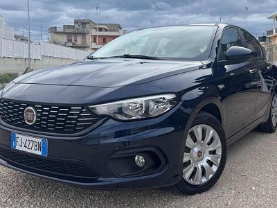 Usata Fiat Tipo Business 95 CV (69 kW) 2017 Blu/azzurro Berlina