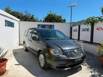 Usata Lancia Voyager Gold 163 CV (119 kW) 2012 Monovolume