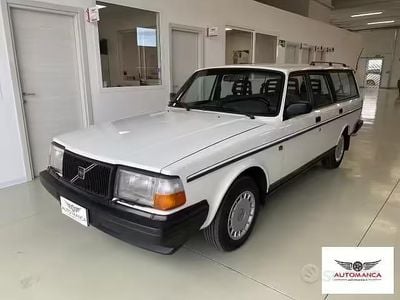 Usata Volvo Polar 116 CV (85 kW) 1990 Bianco Station wagon