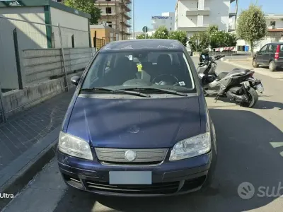 Usata Fiat Idea 69 CV (50 kW) 2006 Bluazzurro Monovolume