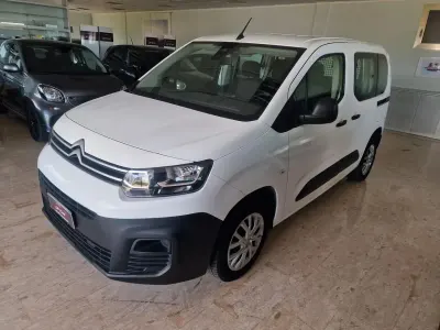Usata Citroën Berlingo Live 102 CV (75 kW) 2021 Bianco Monovolume