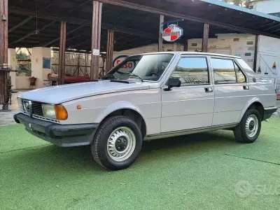 Usata Alfa Romeo Giulietta 95 CV (69 kW) 1970 Grigio Berlina