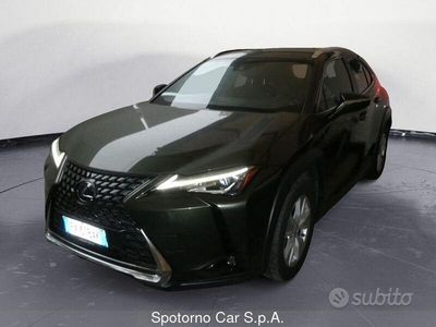 usata Lexus UX Hybrid Business