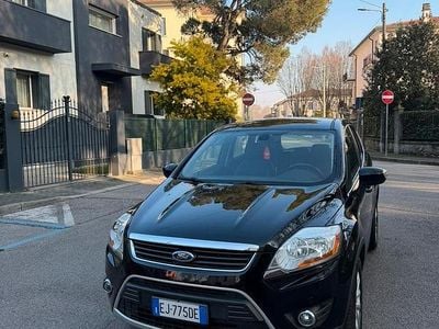 Usata Ford Kuga 140 CV (102 kW) 2011 Nero SUV