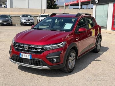 Usata Dacia Sandero Comfort 100 CV (73 kW) 2022 Rosso Berlina