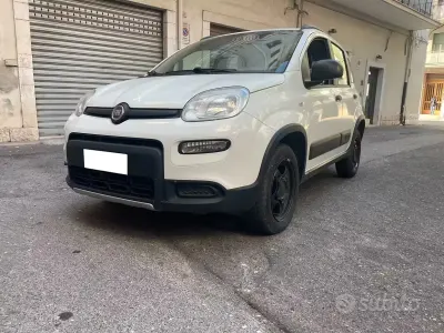 Usata Fiat Panda Cross Cross 84 CV (61 kW) 2020 Bianco Utilitaria