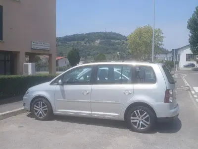 Usata VW Touran 105 CV (77 kW) 2009 Monovolume