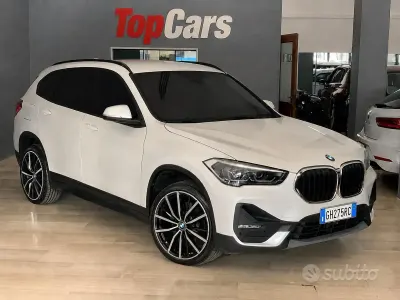 Usata BMW X1 Sport Line 150 CV (110 kW) 2022 Grigio SUV
