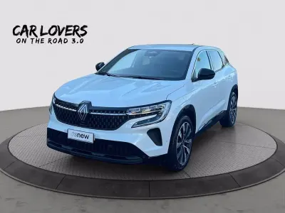 Usata Renault Austral Techno 200 CV (147 kW) 2023 Bianco SUV
