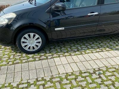 Usata Renault Clio II 75 CV (55 kW) 2011 Nero Berlina