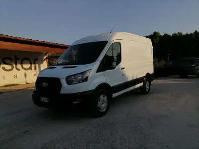 Usata Ford Transit Trend 131 CV (96 kW) 2025 Argento Furgone