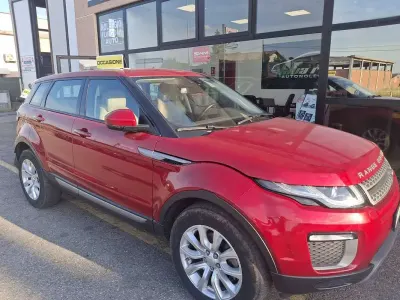 Usata Land Rover Range Rover evoque SE Dynamic 179 CV (131 kW) 2016 Rosso SUV