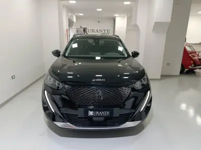 Usata Peugeot 2008 Allure 131 CV (96 kW) 2021 Nero SUV