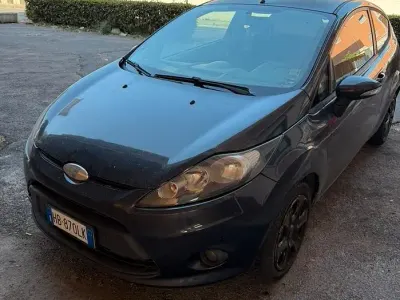 Usata Ford Fiesta 68 CV (50 kW) 2008 Utilitaria