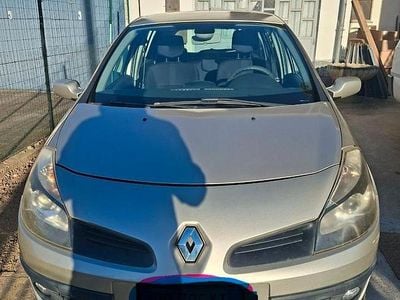 Usata Renault Clio III 98 CV (72 kW) 2006 Utilitaria
